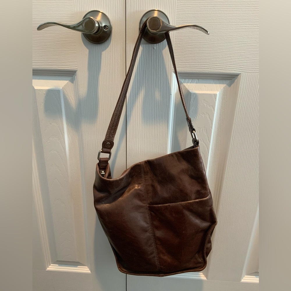 HOBO shoulder bag with matching wallet